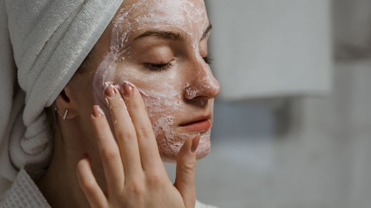 natural face mask that whitens the face