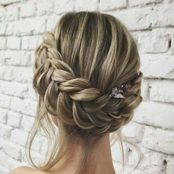 braided bun hairstyle