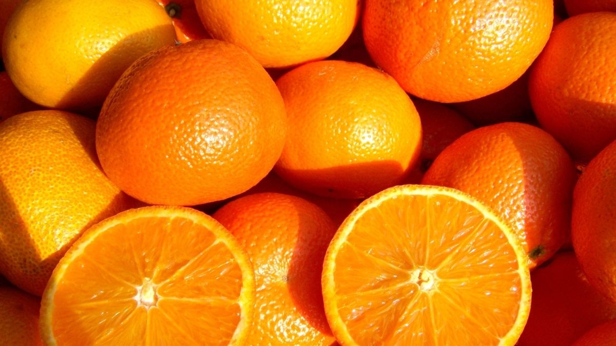 오렌지의 칼로리는 얼마입니까? 오렌지의 영양가
