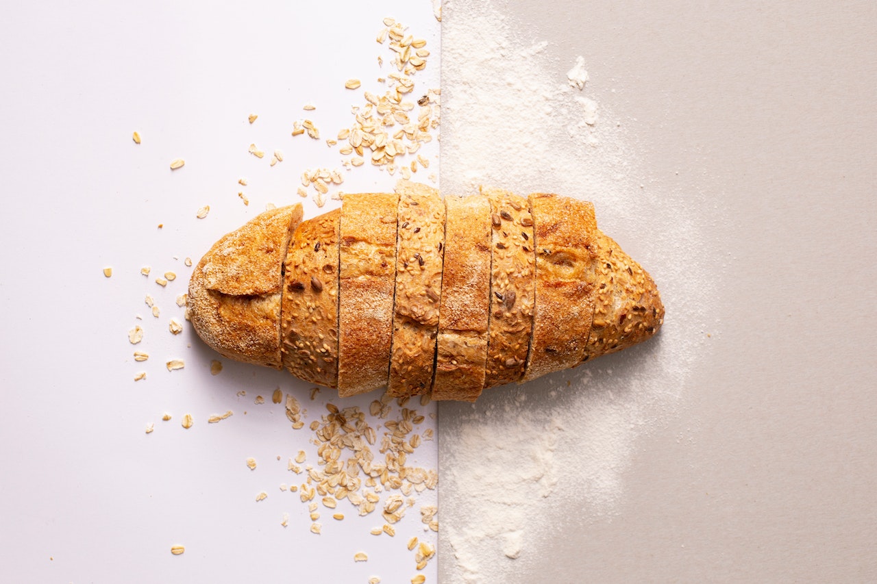 ¿Cuántas calorías hay en medio pan?